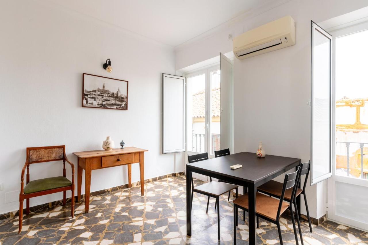 Aoa Conde De Ibarra Apartment Sevilla Buitenkant foto